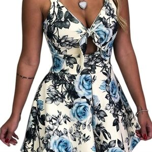 SALE!WOMENS, RELIPOP, BLUE AND WHITE, FLORAL, MINI SKORT ROMPER DRESS. SIZE SM!